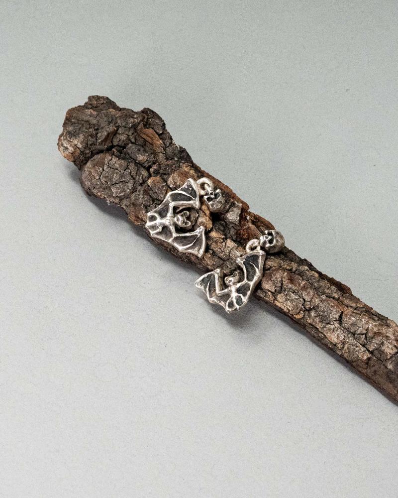 AROS COLGANTES CALACA Y MURCIÉLAGO